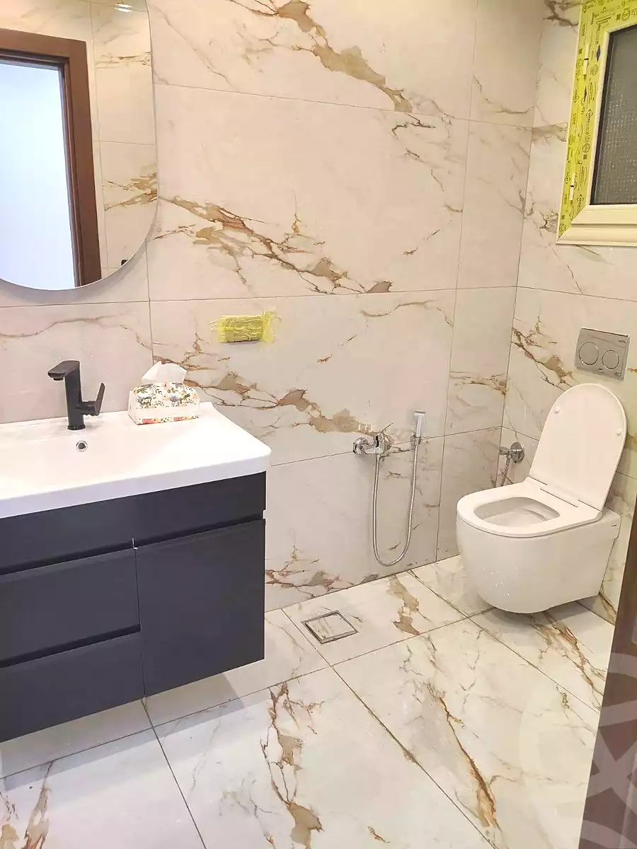 https://aqarmap.com.eg/en/listing/7154217-for-sale-cairo-helwan-hadayek-helwan-nile-corniche-st