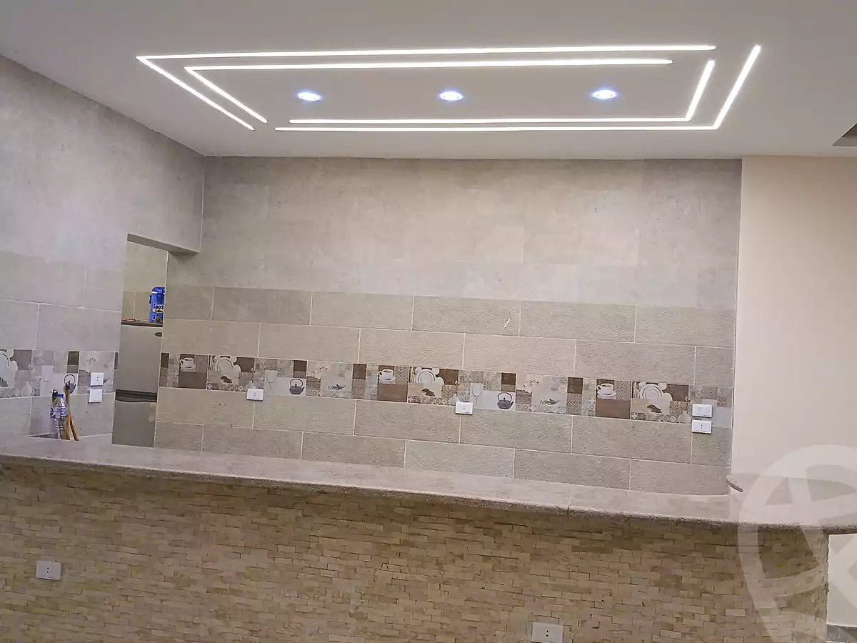https://aqarmap.com.eg/ar/listing/7154513-for-rent-cairo-el-sheikh-zayed-city-lshykh-zyd-ljdyd-el-reef-el-oroby
