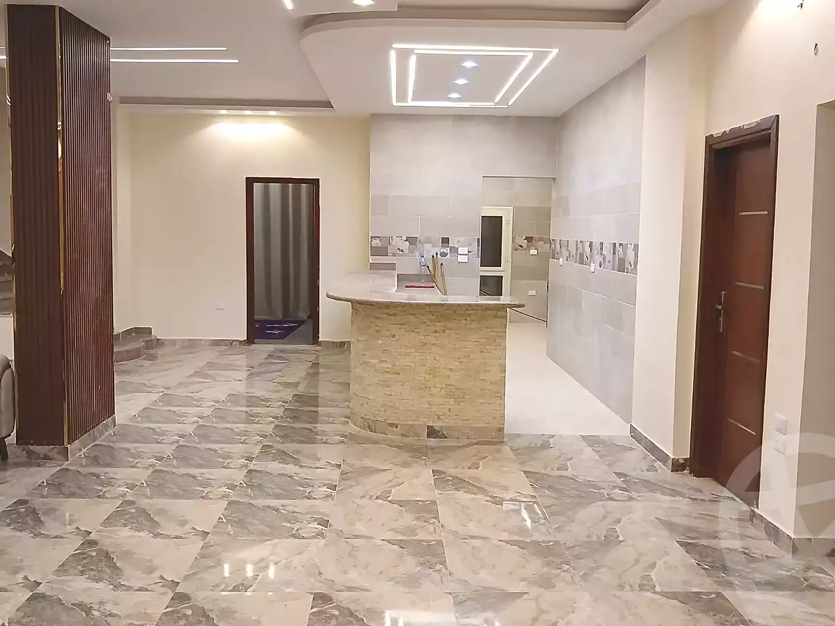 https://aqarmap.com.eg/ar/listing/7154513-for-rent-cairo-el-sheikh-zayed-city-lshykh-zyd-ljdyd-el-reef-el-oroby