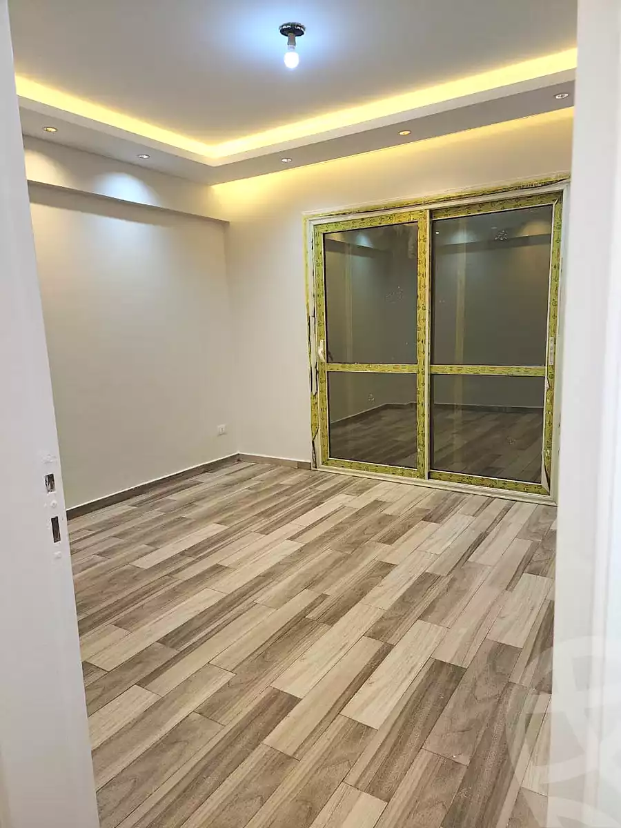 https://aqarmap.com.eg/ar/listing/7154570-for-rent-cairo-el-sheikh-zayed-city-compounds-jn-2