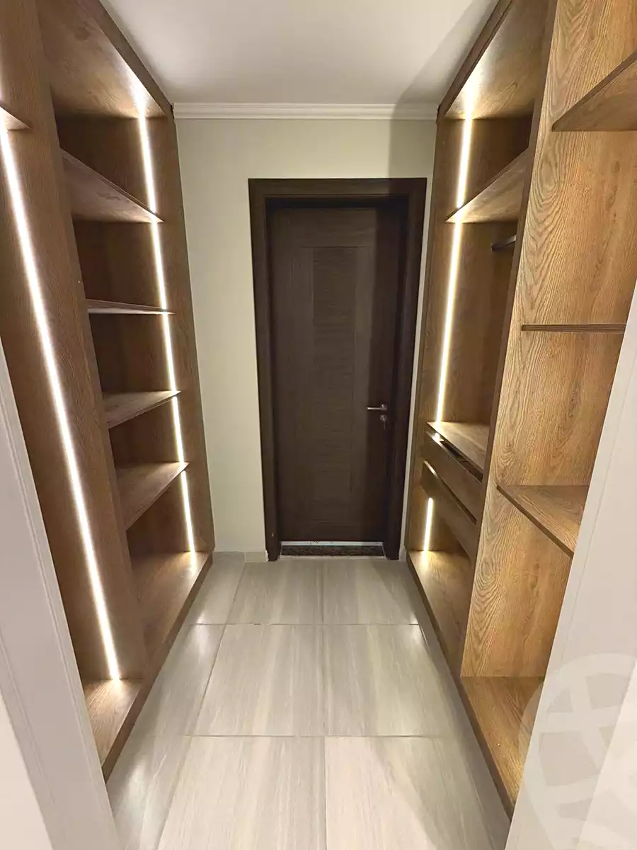 https://aqarmap.com.eg/en/listing/7154648-for-sale-cairo-new-administrative-capital-r8-moraya-edge-stone