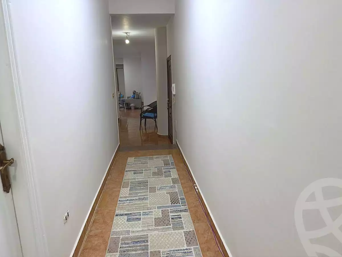 https://aqarmap.com.eg/ar/listing/7154704-for-sale-cairo-new-cairo-el-narges-el-narges-omarat-youssef-el-gendy-st