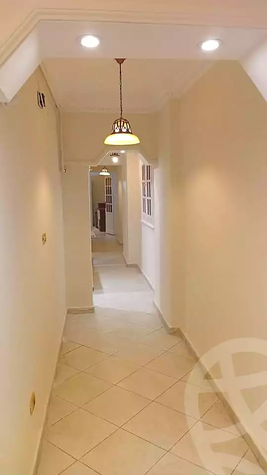 https://aqarmap.com.eg/en/listing/7154786-for-sale-alexandria-el-asafra-l-sfr-bhry-edrees-st