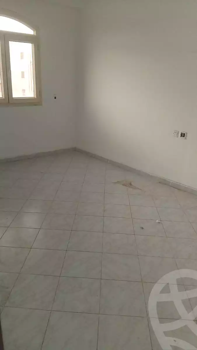 https://aqarmap.com.eg/ar/listing/7154799-for-rent-cairo-el-sheikh-zayed-city-el-hay-elawel-street-24