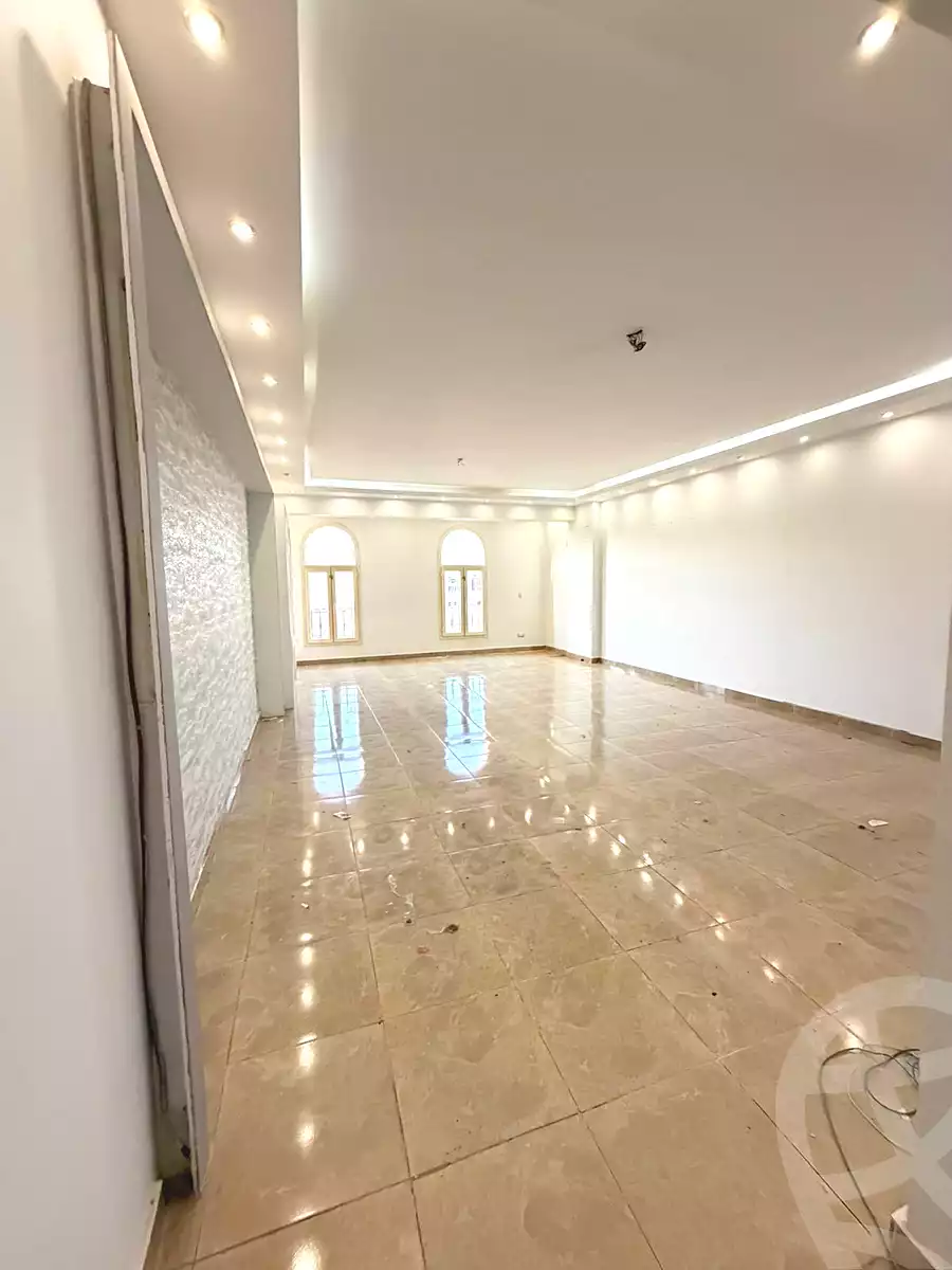 https://aqarmap.com.eg/ar/listing/7154812-for-rent-cairo-el-sheikh-zayed-city-el-hay-elawel-street-10