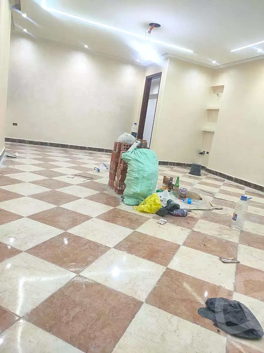 https://aqarmap.com.eg/ar/listing/7154860-for-sale-cairo-helwan-helwan-el-sharkeya-latif-basha-st