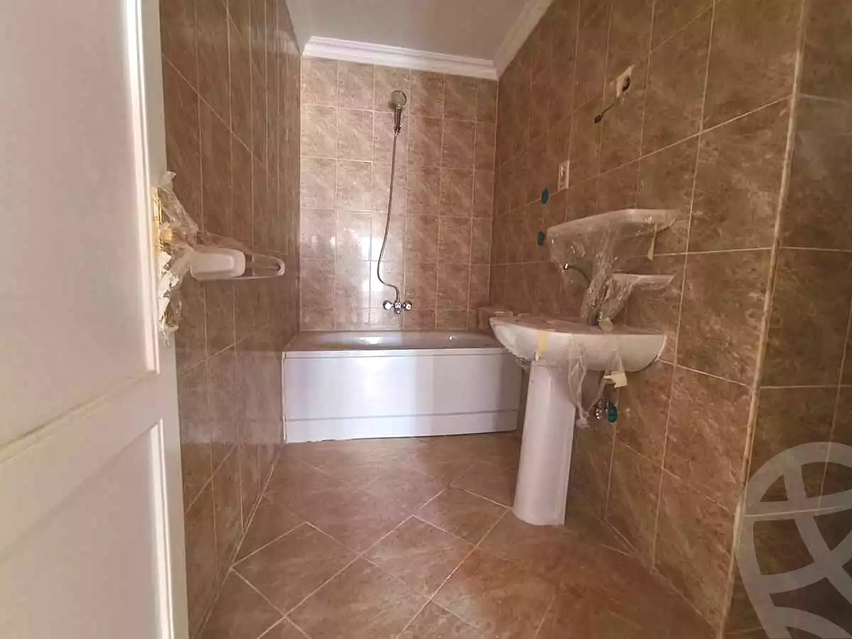 شقة بـ٣ غرف نوم في مدينتي، صورة ١٣ من ١٤