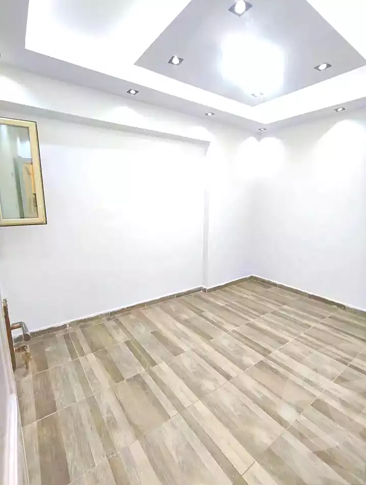 https://aqarmap.com.eg/ar/listing/7154918-for-sale-alexandria-sydy-bshr-sydy-bshr-bhry-shr-khld-bn-lwlyd