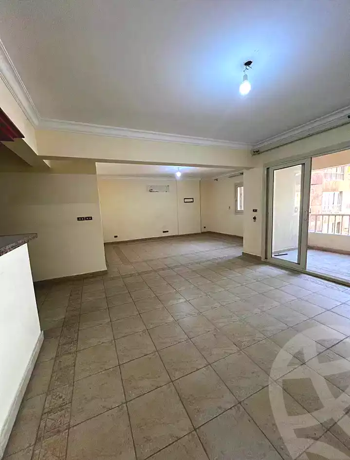 https://aqarmap.com.eg/ar/listing/7154975-for-sale-alexandria-lauran