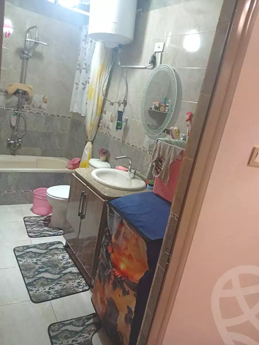 https://aqarmap.com.eg/en/listing/7155833-for-sale-alexandria-al-agamy-lbytsh-ain-shams-st