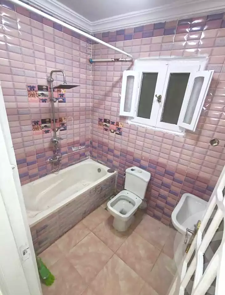 https://aqarmap.com.eg/en/listing/7155903-for-sale-alexandria-al-agamy-el-hanouvel-gabir-hafez-st