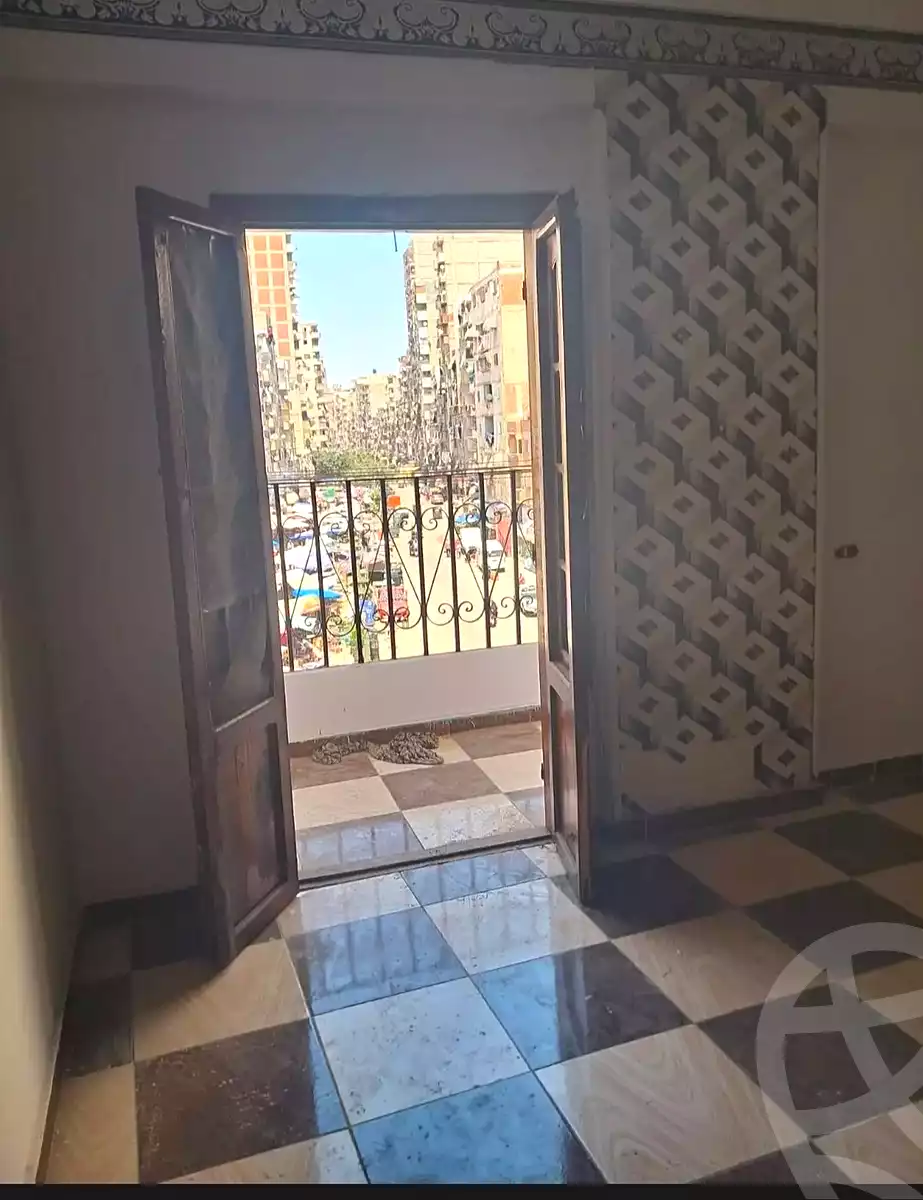 https://aqarmap.com.eg/ar/listing/7156070-for-sale-alexandria-sydy-bshr-sydy-bshr-qbly-street-30
