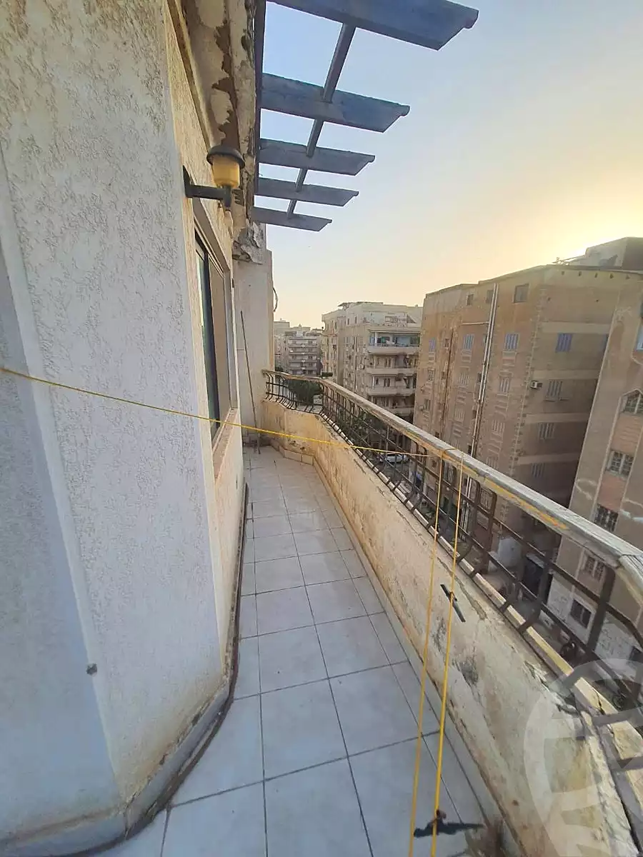 https://aqarmap.com.eg/en/listing/7156296-for-sale-alexandria-al-agamy-shataa-el-nakheel