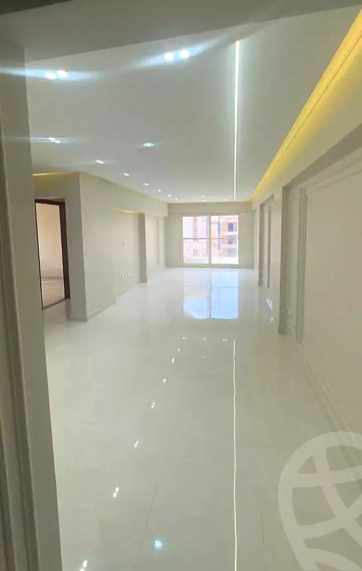 https://aqarmap.com.eg/en/listing/7156688-for-rent-alexandria-lsywf-gamila-city-compound