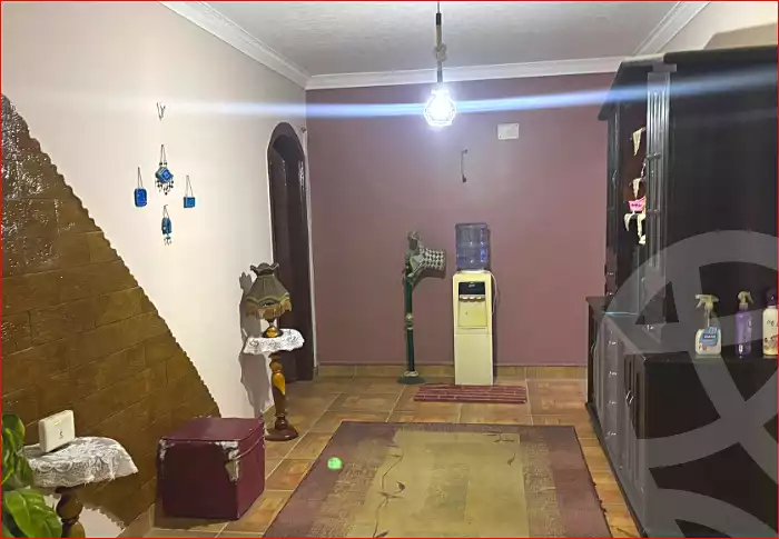 https://aqarmap.com.eg/en/listing/7156754-for-sale-cairo-helwan-rostom-st