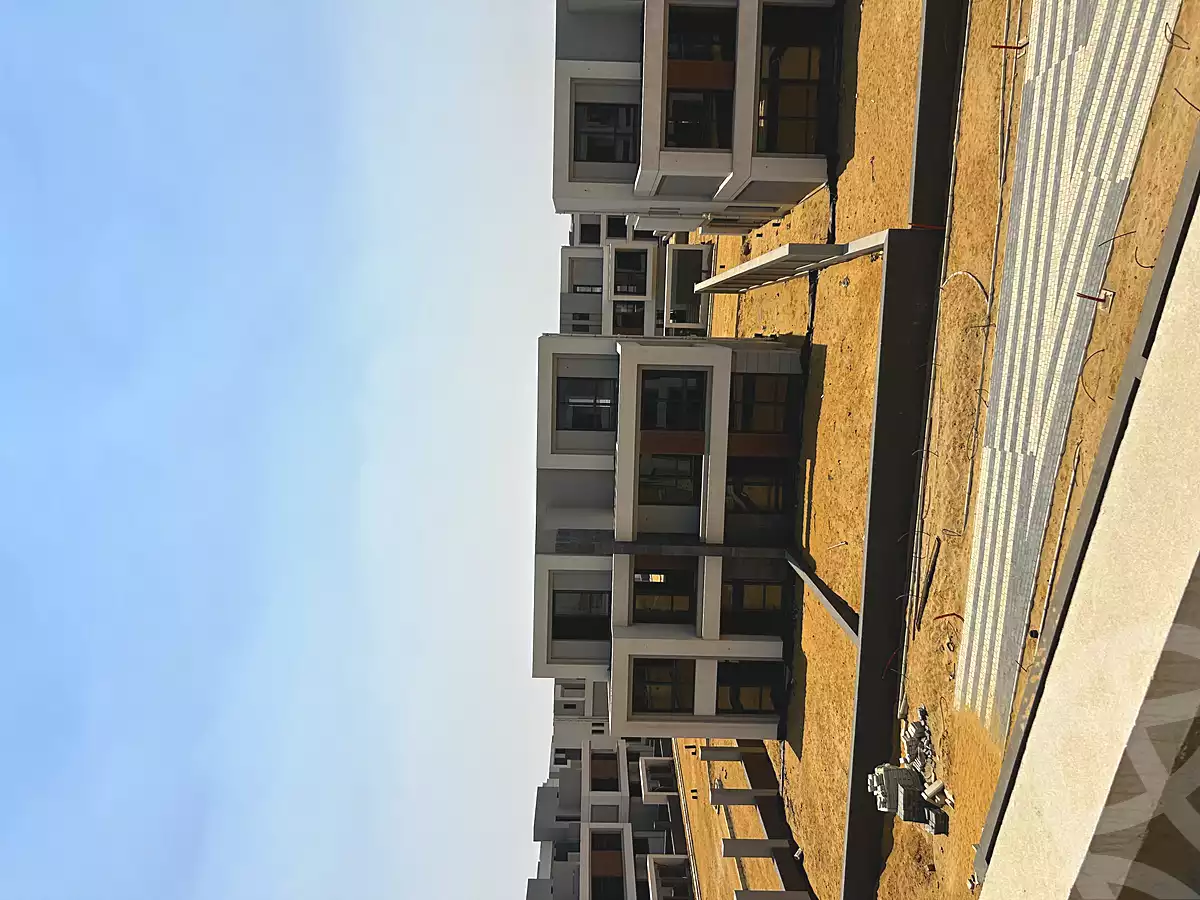 https://aqarmap.com.eg/ar/listing/7156703-for-sale-cairo-new-cairo-compounds-el-patio-town-compound-la-vista