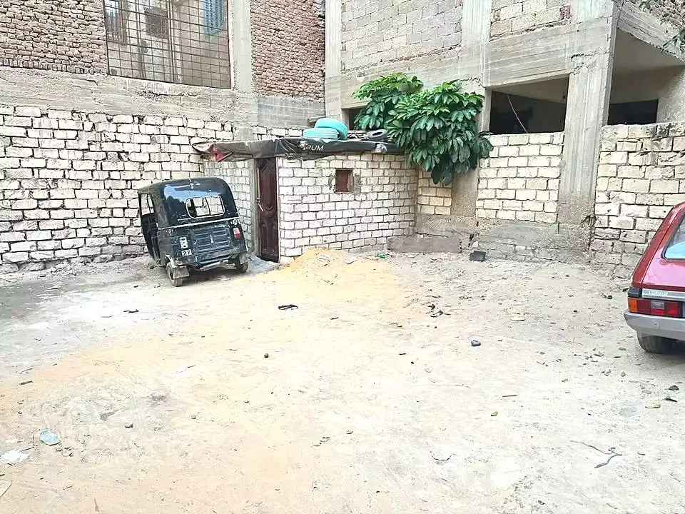 https://aqarmap.com.eg/ar/listing/7156905-for-sale-alexandria-al-agamy-lbytsh-el-hay-st