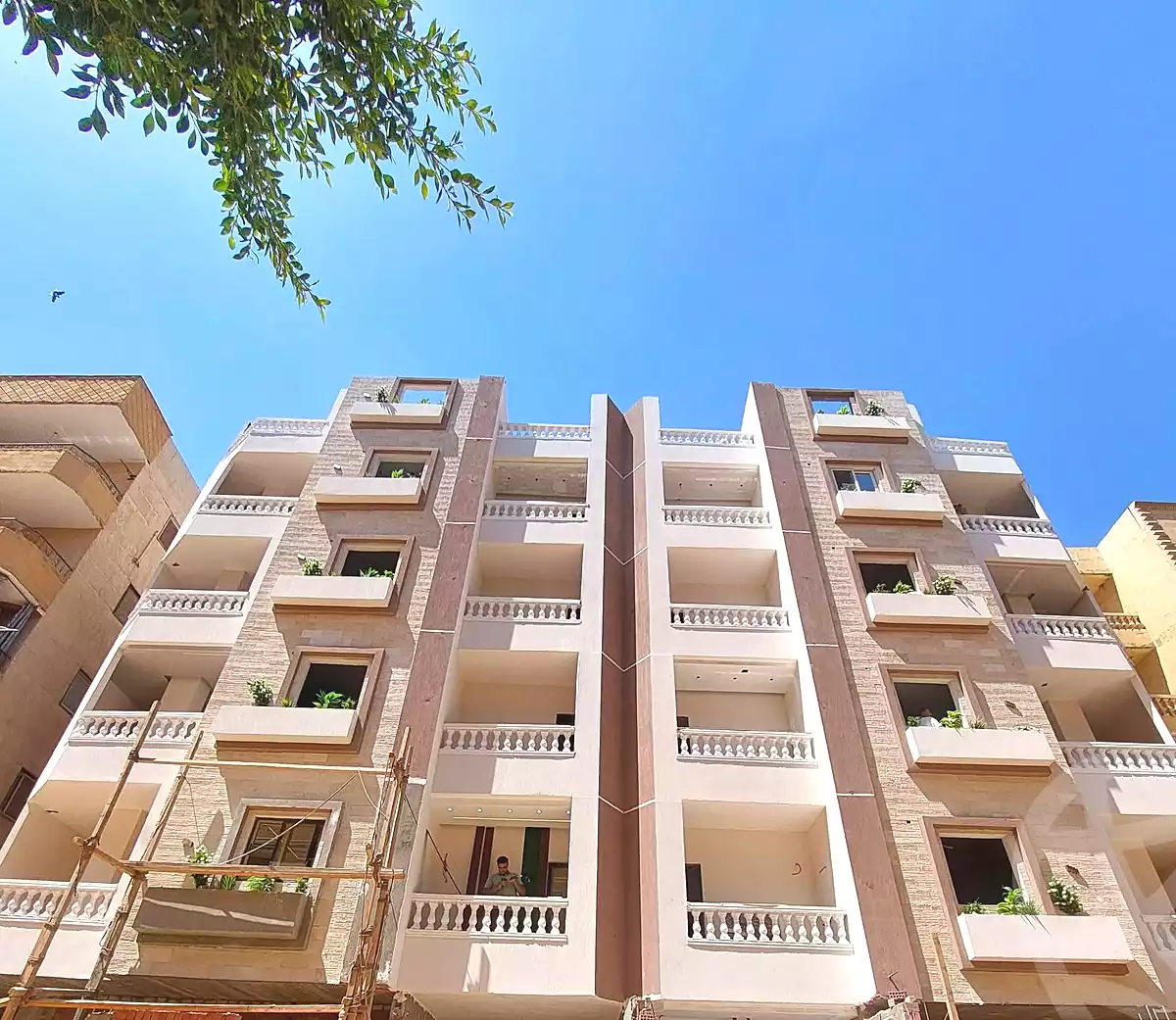 https://aqarmap.com.eg/en/listing/7157185-for-sale-cairo-hadayek-el-ahram-lmntqh-l