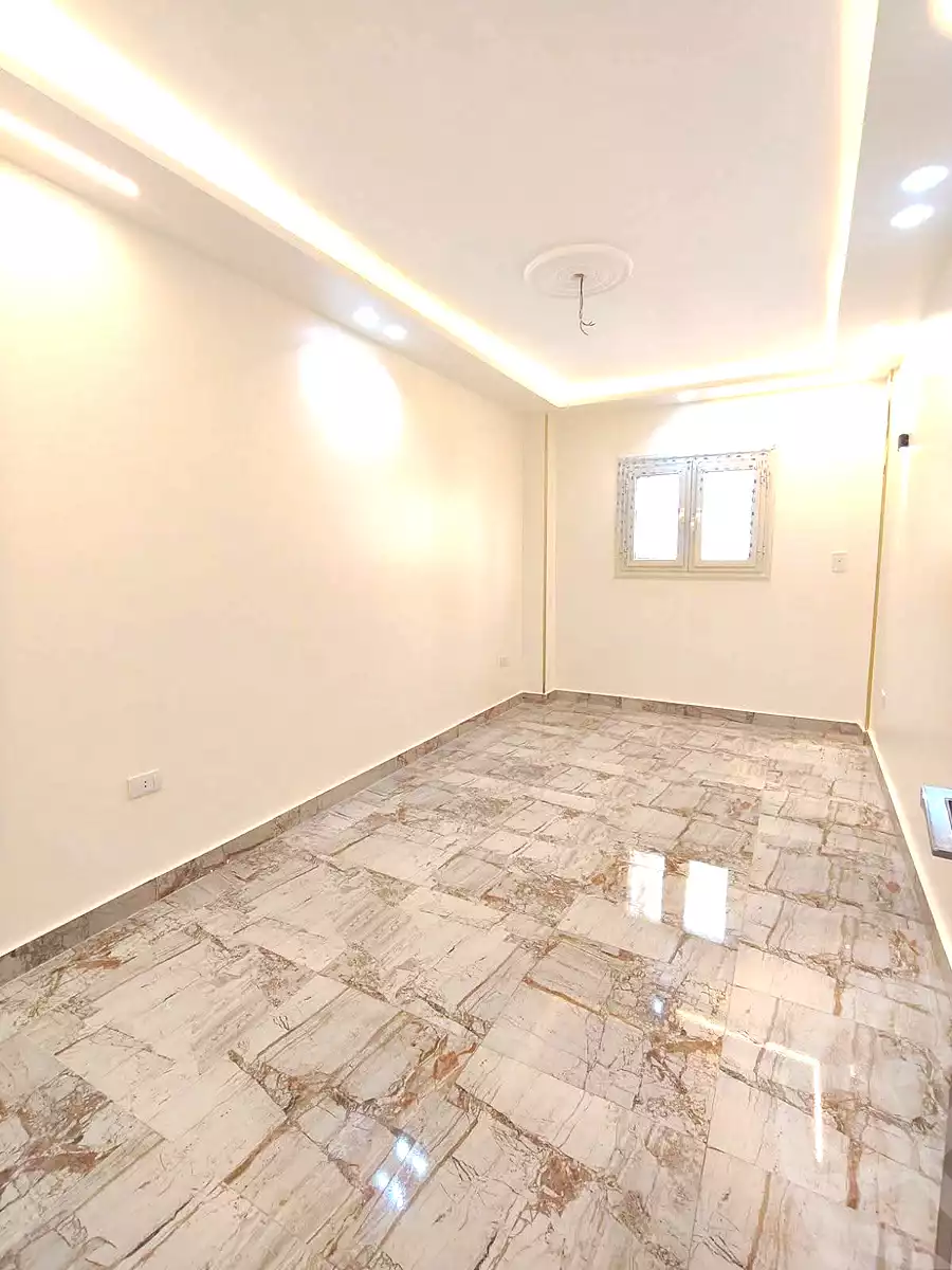 https://aqarmap.com.eg/ar/listing/7157242-for-sale-alexandria-sydy-bshr-sydy-bshr-bhry-khalil-hamada-st