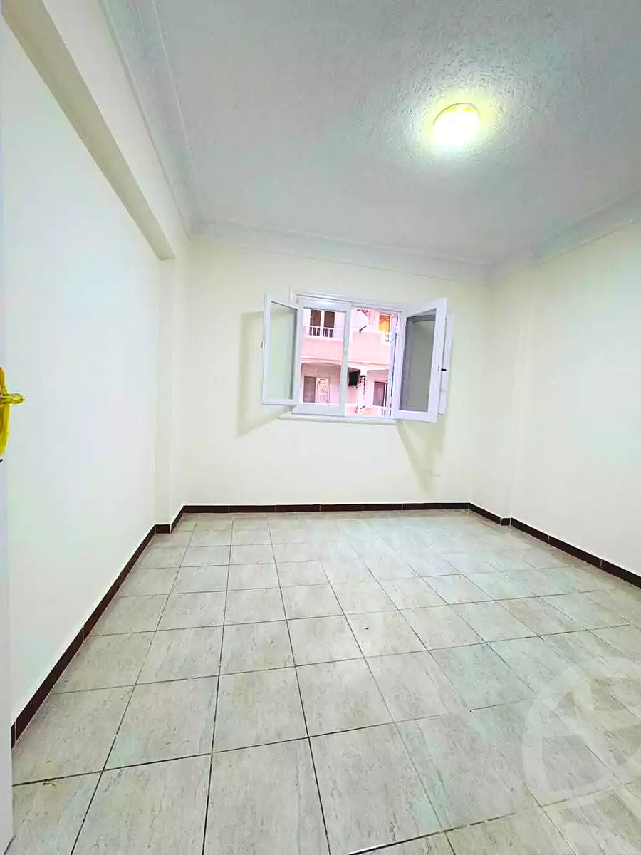 https://aqarmap.com.eg/ar/listing/7157300-for-sale-alexandria-al-agamy-shataa-el-nakheel