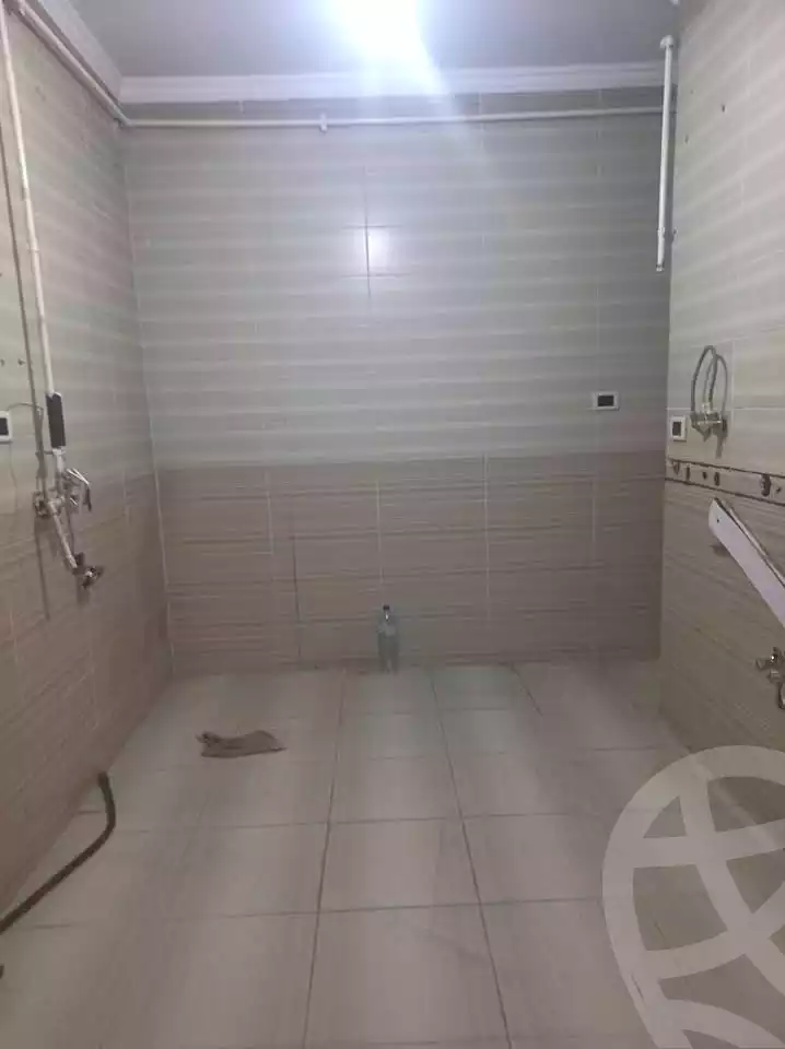 https://aqarmap.com.eg/ar/listing/7157388-for-rent-alexandria-lsywf-el-karma-compound
