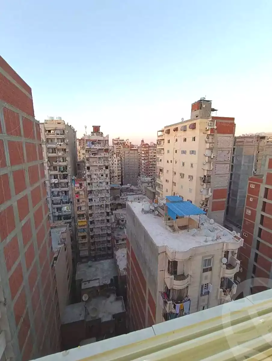 https://aqarmap.com.eg/ar/listing/7157585-for-sale-alexandria-sydy-bshr-sydy-bshr-bhry