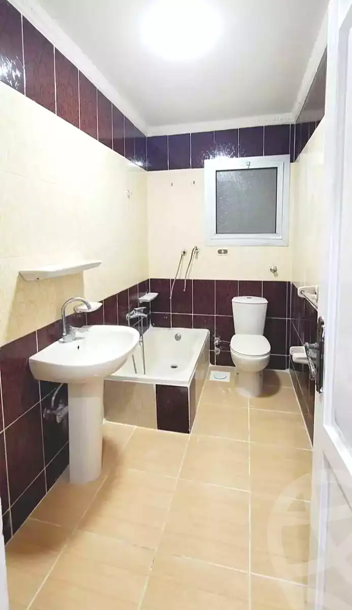 https://aqarmap.com.eg/ar/listing/7157708-for-sale-alexandria-al-agamy-shataa-el-nakheel
