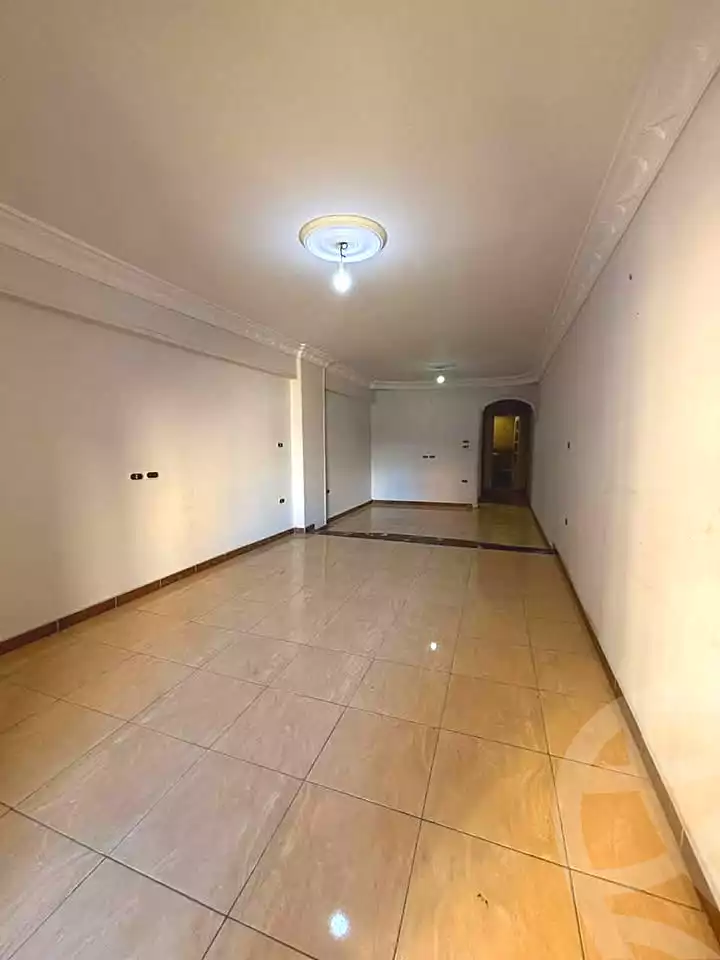 https://aqarmap.com.eg/ar/listing/7157846-for-sale-alexandria-al-agamy-lbytsh-mohamed-el-fardi-st