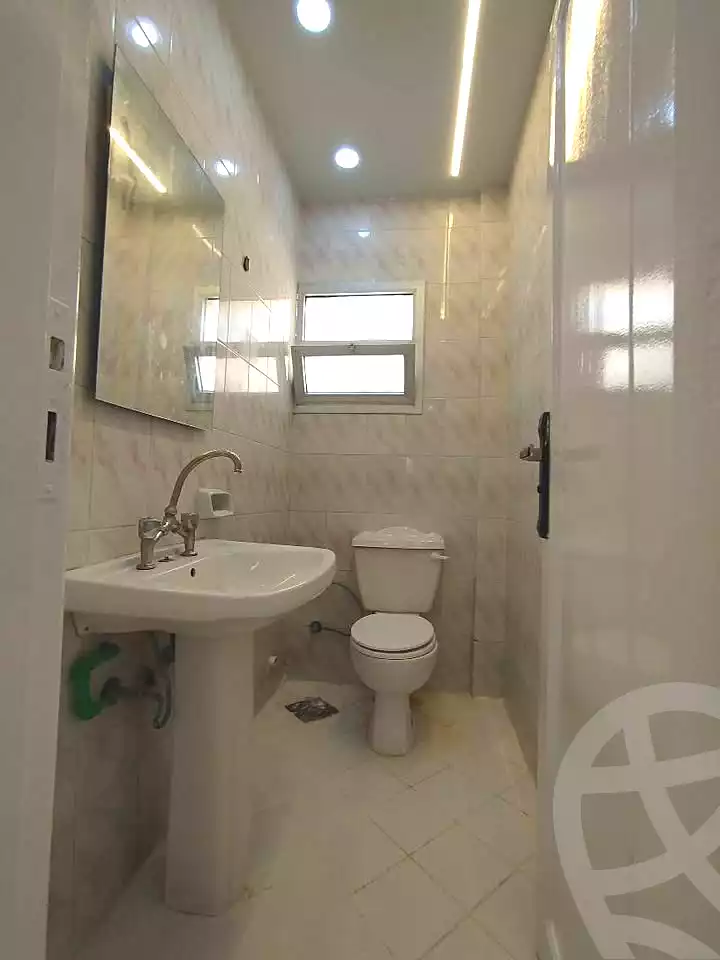 https://aqarmap.com.eg/ar/listing/7157916-for-sale-alexandria-al-agamy-shataa-el-nakheel