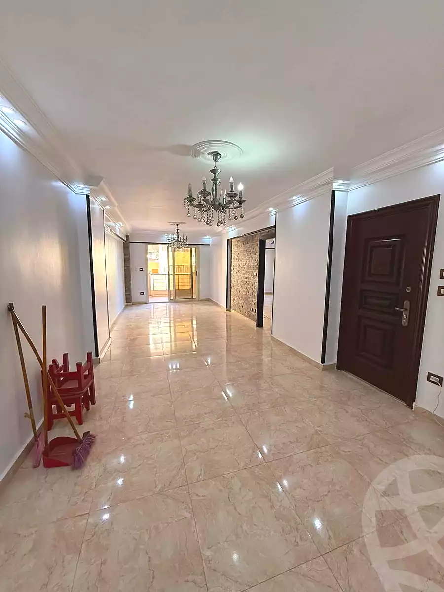 https://aqarmap.com.eg/ar/listing/7158086-for-sale-alexandria-el-mandara-shr-jml-bd-lnsr