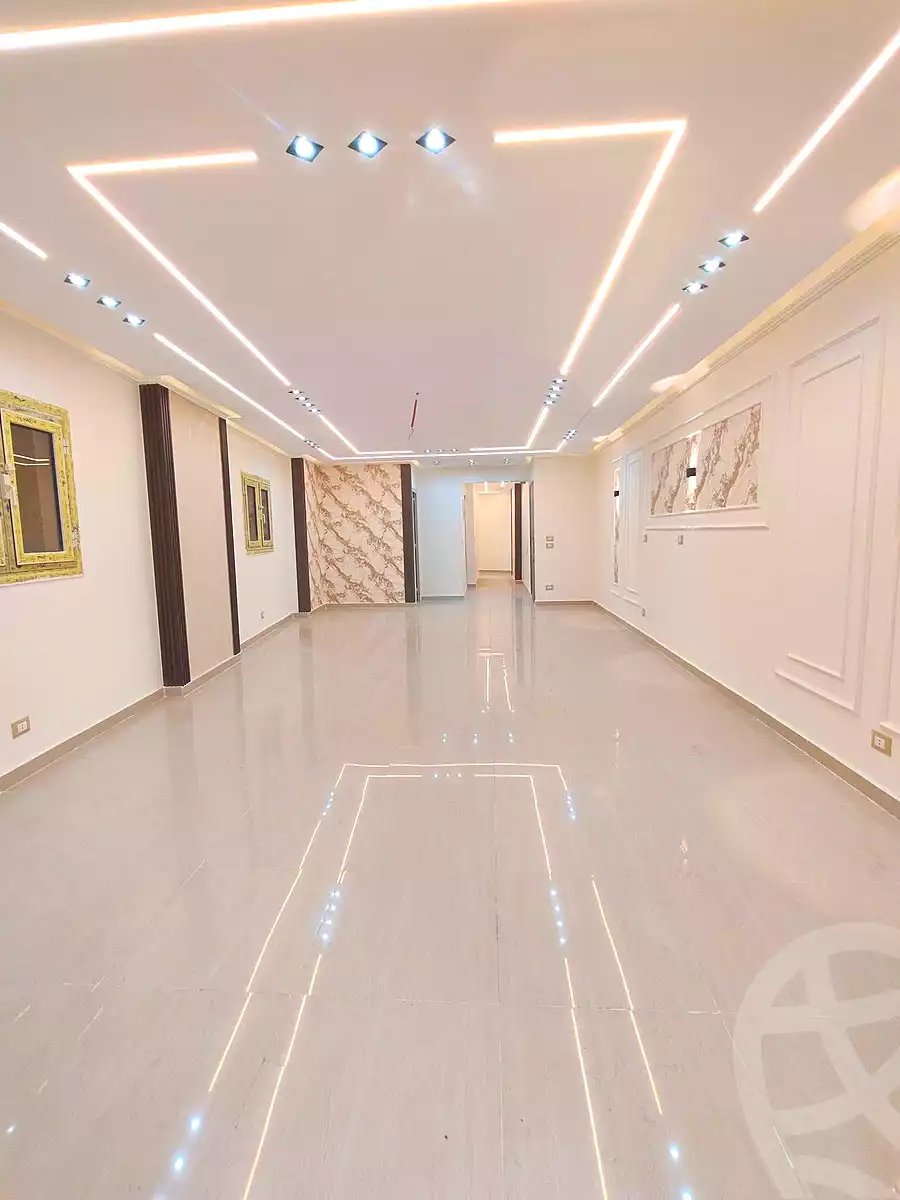 https://aqarmap.com.eg/en/listing/7158108-for-sale-alexandria-el-mandara-alex-el-mandara-bahri