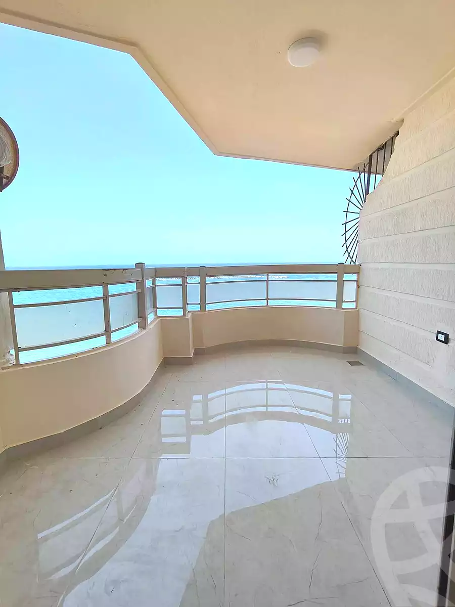 https://aqarmap.com.eg/ar/listing/7158179-for-sale-alexandria-sydy-bshr-sydy-bshr-bhry-gamal-abd-el-nasir-st