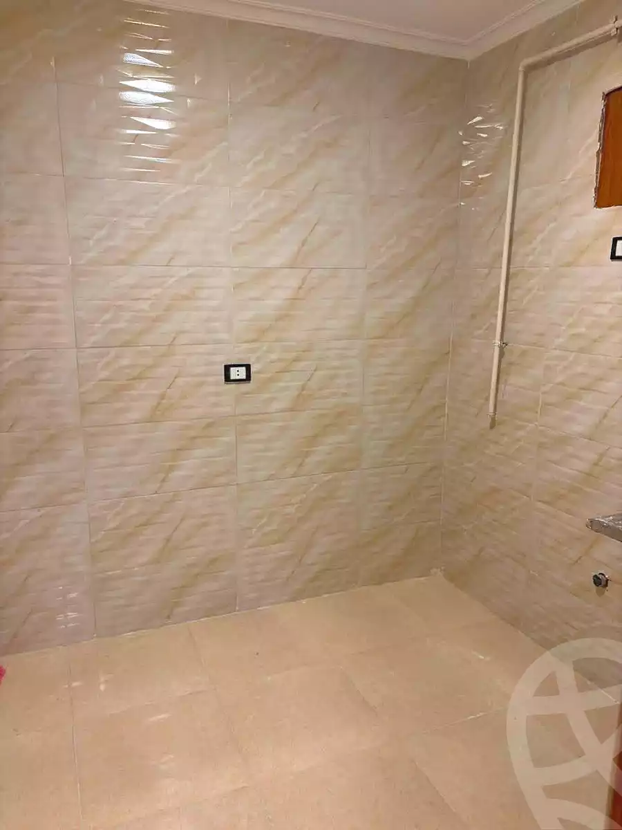 https://aqarmap.com.eg/en/listing/7158400-for-sale-cairo-helwan-helwan-el-sharkeya-mostafa-safwat-st