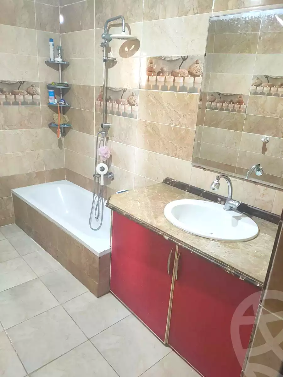https://aqarmap.com.eg/ar/listing/7158602-for-sale-alexandria-sydy-bshr-sydy-bshr-bhry-gamal-abd-el-nasir-st