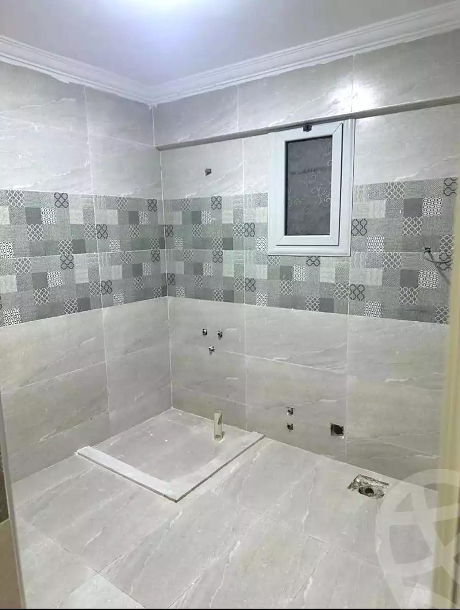 https://aqarmap.com.eg/ar/listing/7158829-for-sale-alexandria-al-agamy-el-hanouvel-radwan-st