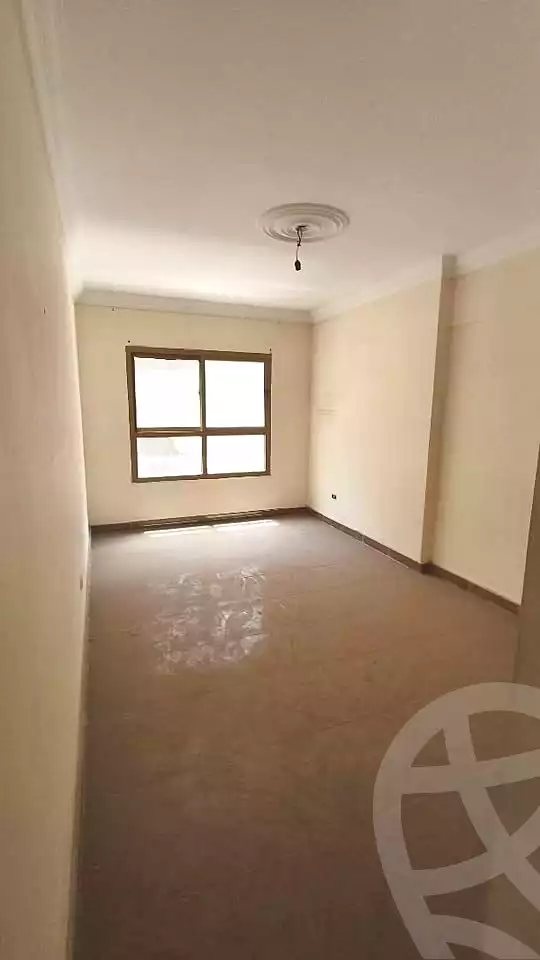 https://aqarmap.com.eg/ar/listing/7158860-for-sale-alexandria-sydy-bshr-sydy-bshr-bhry