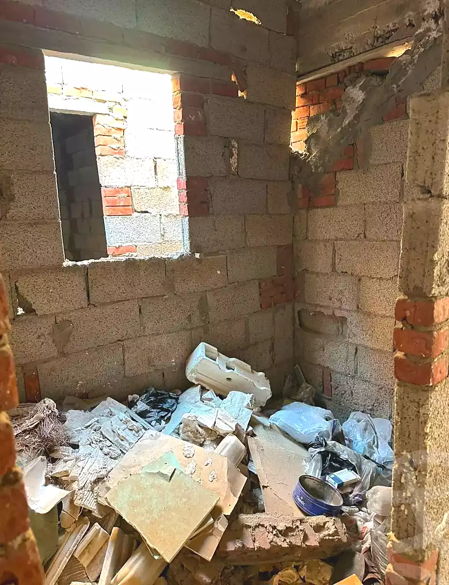 https://aqarmap.com.eg/ar/listing/7158922-for-sale-alexandria-al-agamy-el-hanouvel-radwan-st