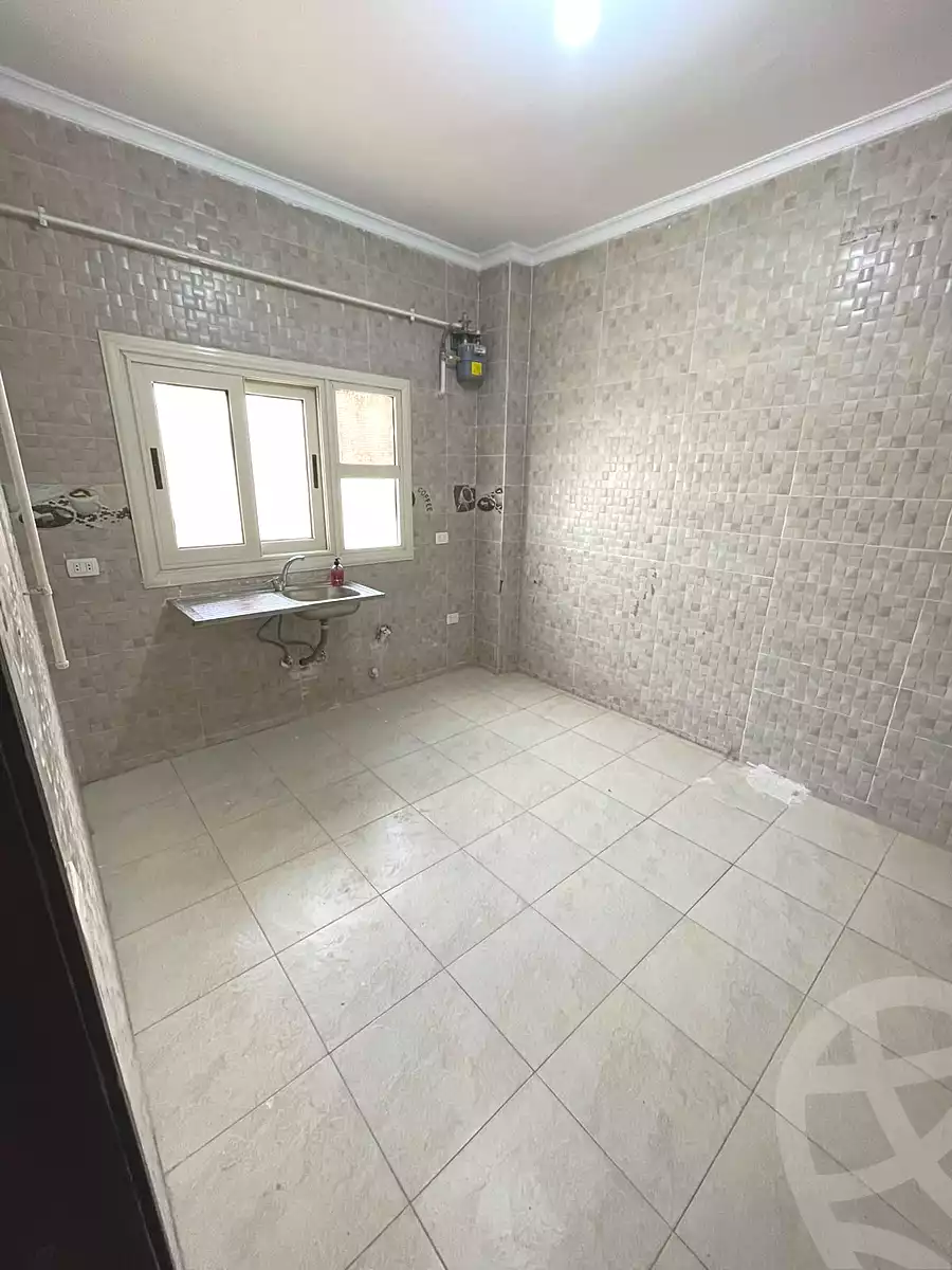https://aqarmap.com.eg/ar/listing/7159097-for-rent-cairo-new-cairo-ganob-el-akadamiya-south-academy-g-sedki-suliman-st