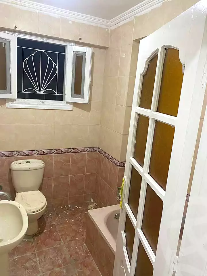 https://aqarmap.com.eg/ar/listing/7159127-for-rent-alexandria-cleopatra