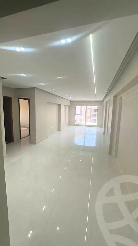 https://aqarmap.com.eg/ar/listing/7159146-for-rent-alexandria-lsywf-gamila-city-compound