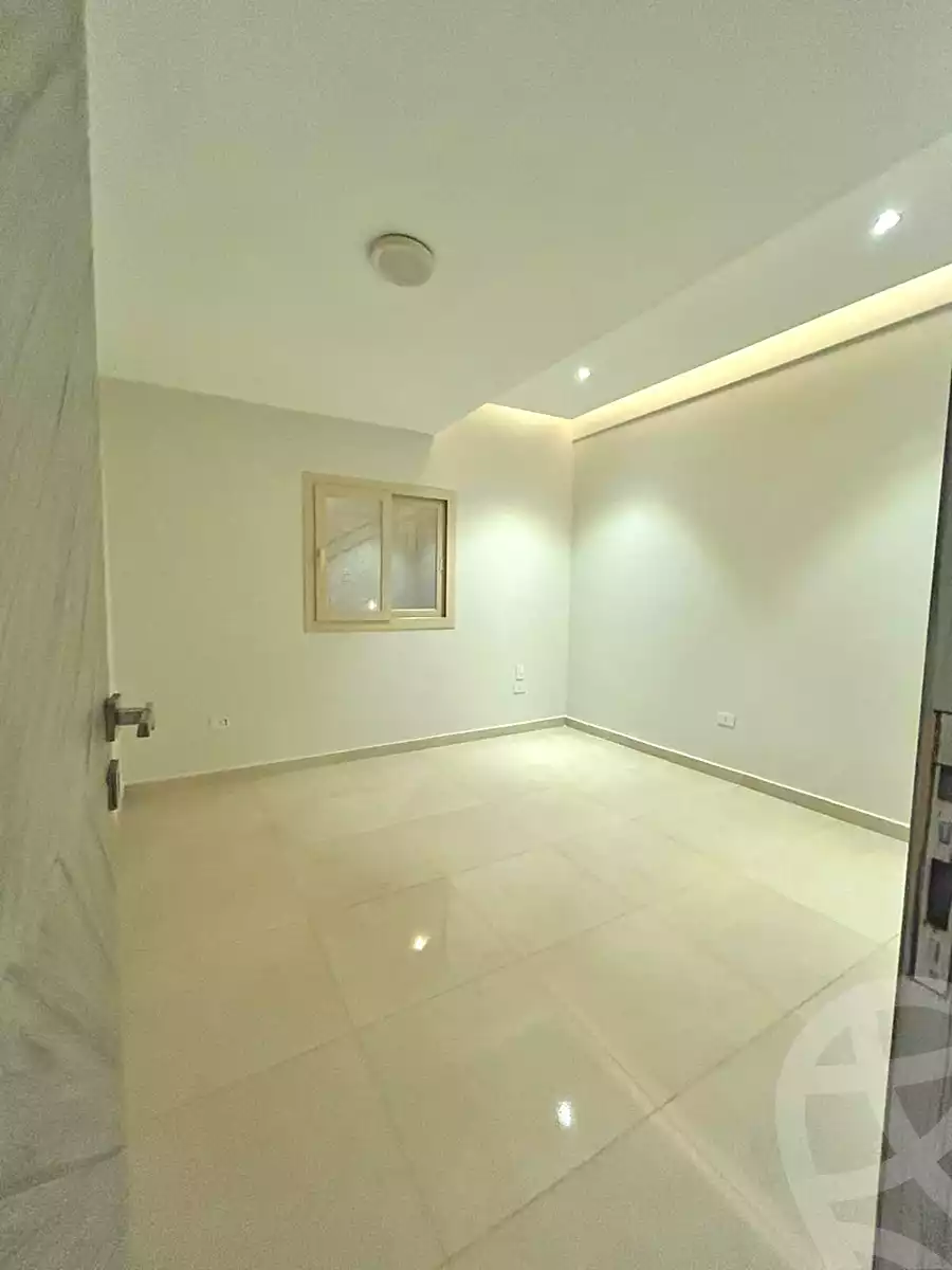 https://aqarmap.com.eg/ar/listing/7159338-for-rent-cairo-new-cairo-ganob-el-akadamiya-south-academy-h-amr-ibn-el-ass-st