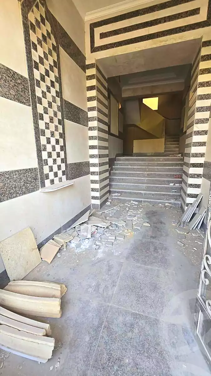 https://aqarmap.com.eg/ar/listing/7159379-for-sale-cairo-new-cairo-gharb-el-golf-emtedad-gharb-el-golf