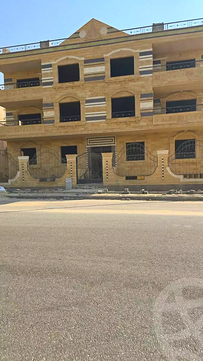 https://aqarmap.com.eg/ar/listing/7159443-for-sale-cairo-new-cairo-gharb-el-golf-emtedad-gharb-el-golf