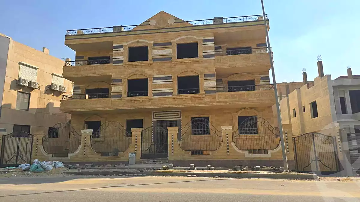 https://aqarmap.com.eg/ar/listing/7159443-for-sale-cairo-new-cairo-gharb-el-golf-emtedad-gharb-el-golf
