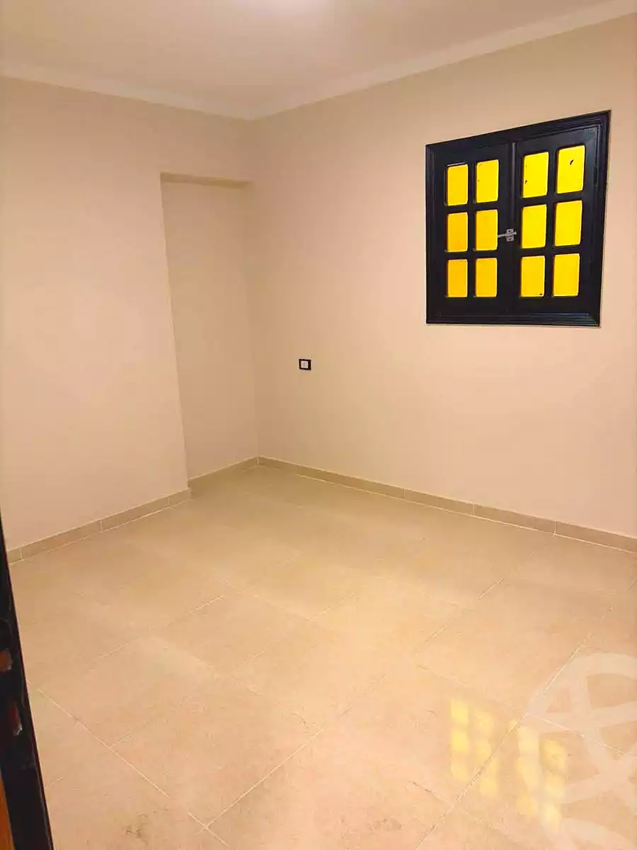 https://aqarmap.com.eg/ar/listing/7159609-for-sale-cairo-helwan-helwan-el-sharkeya-mostafa-safwat-st