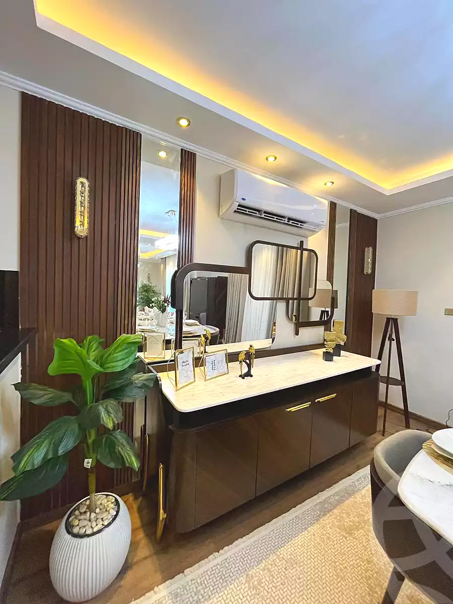 https://aqarmap.com.eg/ar/listing/7159608-for-sale-cairo-new-cairo-compounds-mwrd-fq-llttwyr