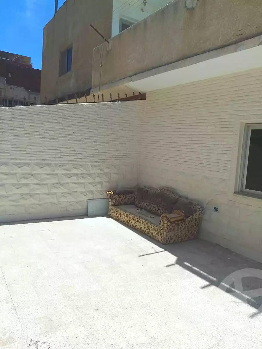 https://aqarmap.com.eg/ar/listing/7159659-for-sale-alexandria-al-agamy-lbytsh-shahr-al-assal-st
