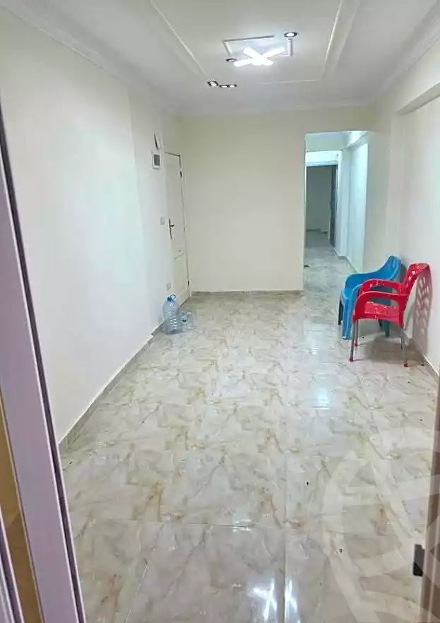 https://aqarmap.com.eg/ar/listing/7159781-for-rent-alexandria-el-asafra-salman-el-farsi-st