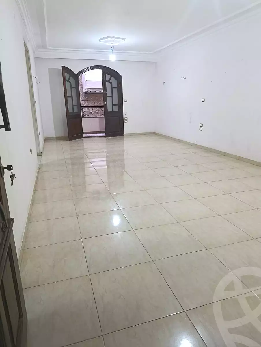 https://aqarmap.com.eg/en/listing/7160167-for-rent-cairo-nozha-2-el-khamseen-st