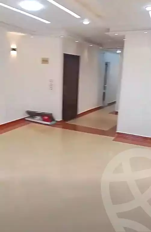 https://aqarmap.com.eg/ar/listing/7160230-for-sale-alexandria-miami-mahmoud-el-isawy-st